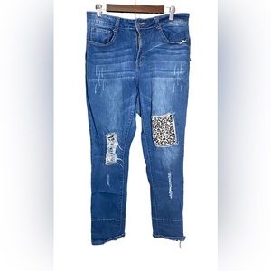 L&B Lucky & Blessed Womens Sz 14 Distressed Leopard Cuffed Jeans